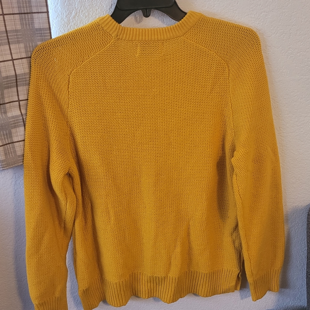 Old Navy Old Navy Old Navy Sweater - Picture 2 of 2